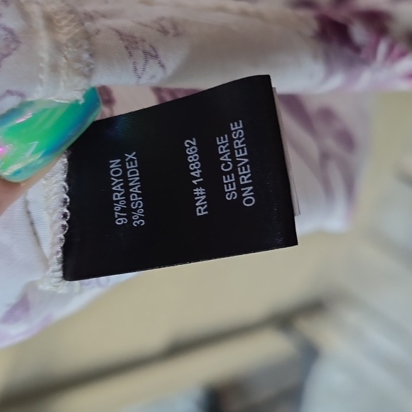 Torrid Challis Floral Long Sleeve Dress White 2X - Picture 13 of 16